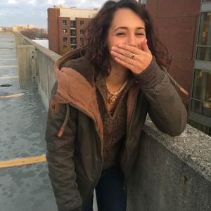 Meet your Posher, Lindsey